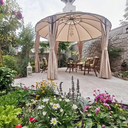 Magnolia Гостевой дом 4*
