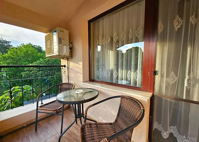 Magnolia Гостевой дом 4*