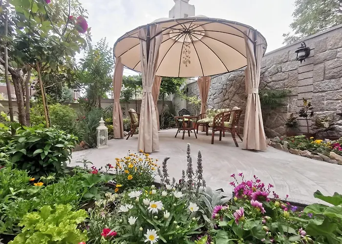 Magnolia Гостевой дом 4*